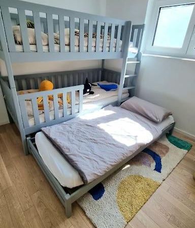 Haus Am Waldrand Und In Seenaehe Ленин Екстериор снимка